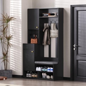 Schwarzes Garderoben Set mit Sitzbank, Haken, Türen, Schubladen und Schuhregal. Praktische Flurlösung für Ordnung.