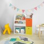 Weißes SoBuy Kinder Bücherregal mit 5 Ablagen und bunten Aufbewahrungsboxen im Kinderzimmer.