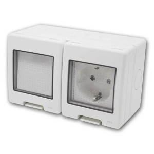Lichtgraue TEM Aufputz Kombi Steckdose mit Schalter, IP55 Schutz, Kunststoff, transparente Klappdeckel. Ideal für Feuchträume.