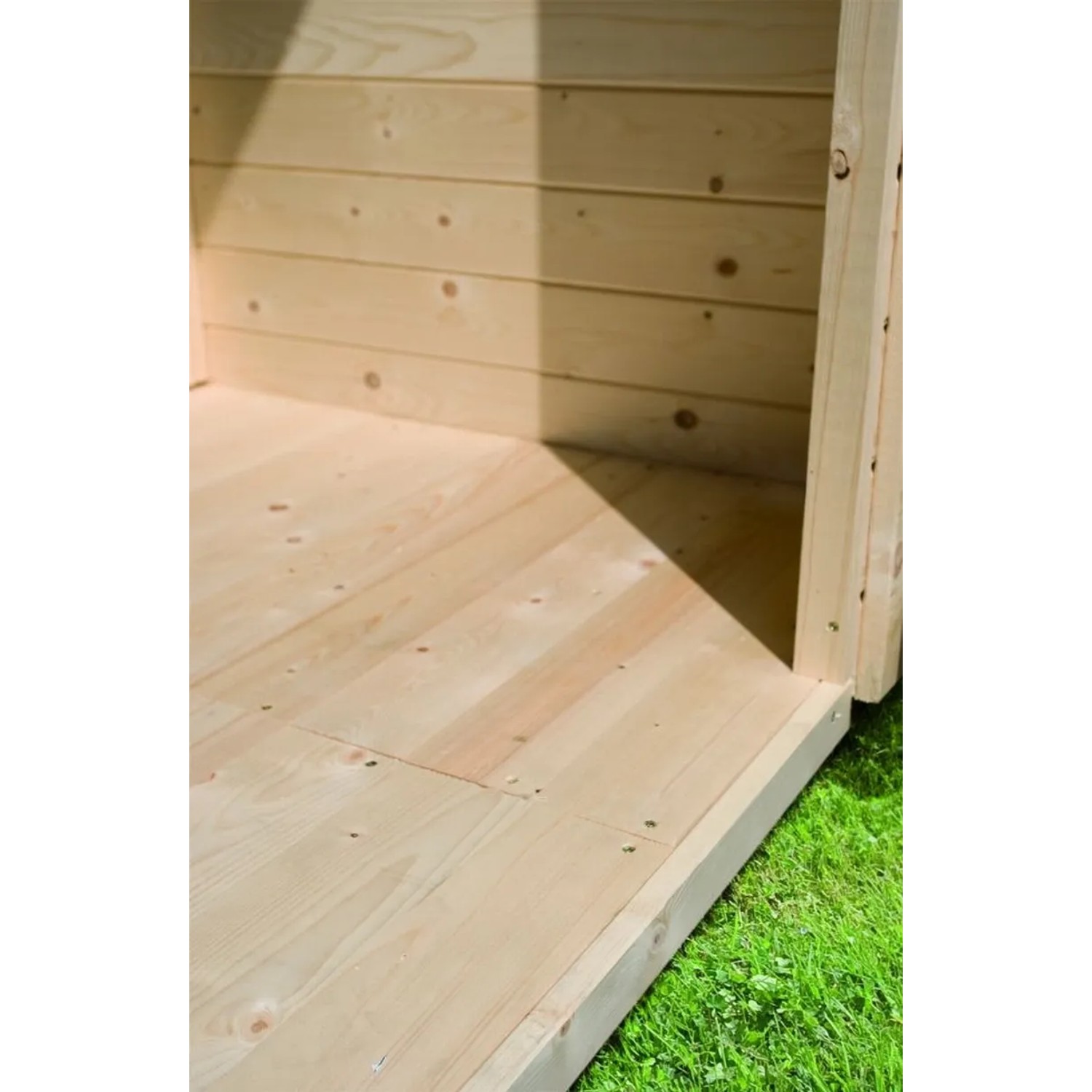 Karibu Gartenhaus Fußboden aus hellem Holz, 300x300 cm, für Gartenhaus-Zubehör.