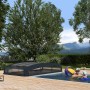 Graue Palram Canopia Poolüberdachung Majorca (470x874cm) über Pool mit Familie.