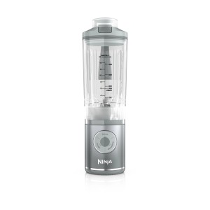 Kabelloser Ninja Mixer Blast Max in Silber. Kompakter Mixer für Smoothies und mehr.