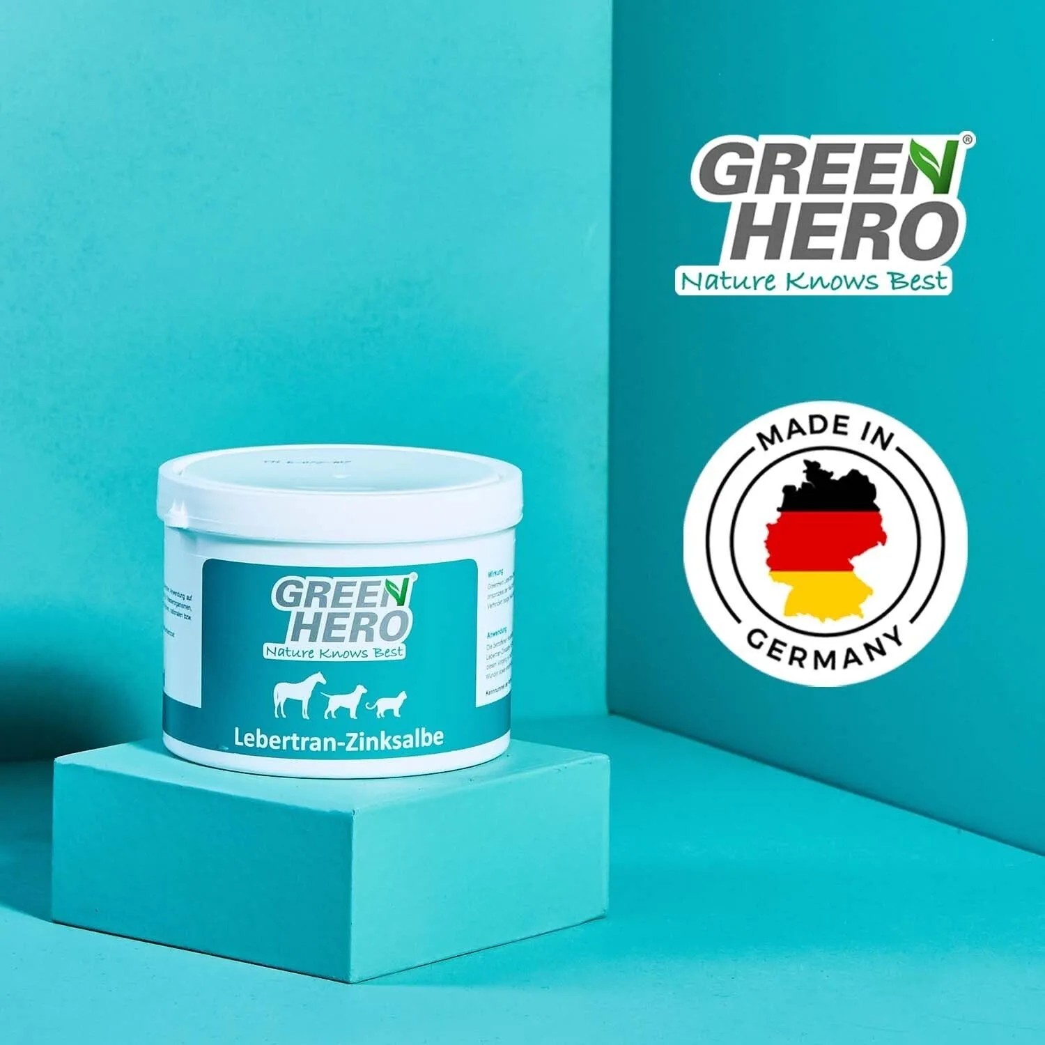GreenHero Lebertran-Zinksalbe für Tiere, zur Hautpflege bei Reizungen. Dose auf blauem Untergrund.