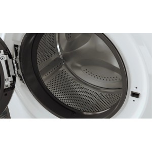 Geöffnete, weiße Bauknecht Frontlader-Waschmaschine BPW 914 B mit Edelstahltrommel.