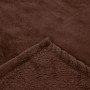 Nahaufnahme einer braunen Bestlivings Kuscheldecke mit Ärmeln, weiches Polyester.