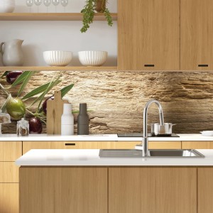 MySpotti Küchenrückwand Profix Cucina Mediterran Olive, Holzmuster mit Olivenzweig.