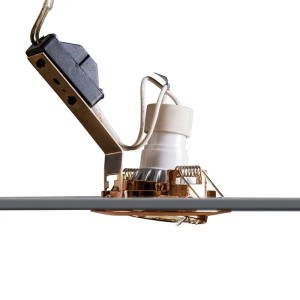 Detailaufnahme eines Kupfer Einbaustrahlers aus dem 6er Set QAZQA Edu, Lampen & Leuchten.