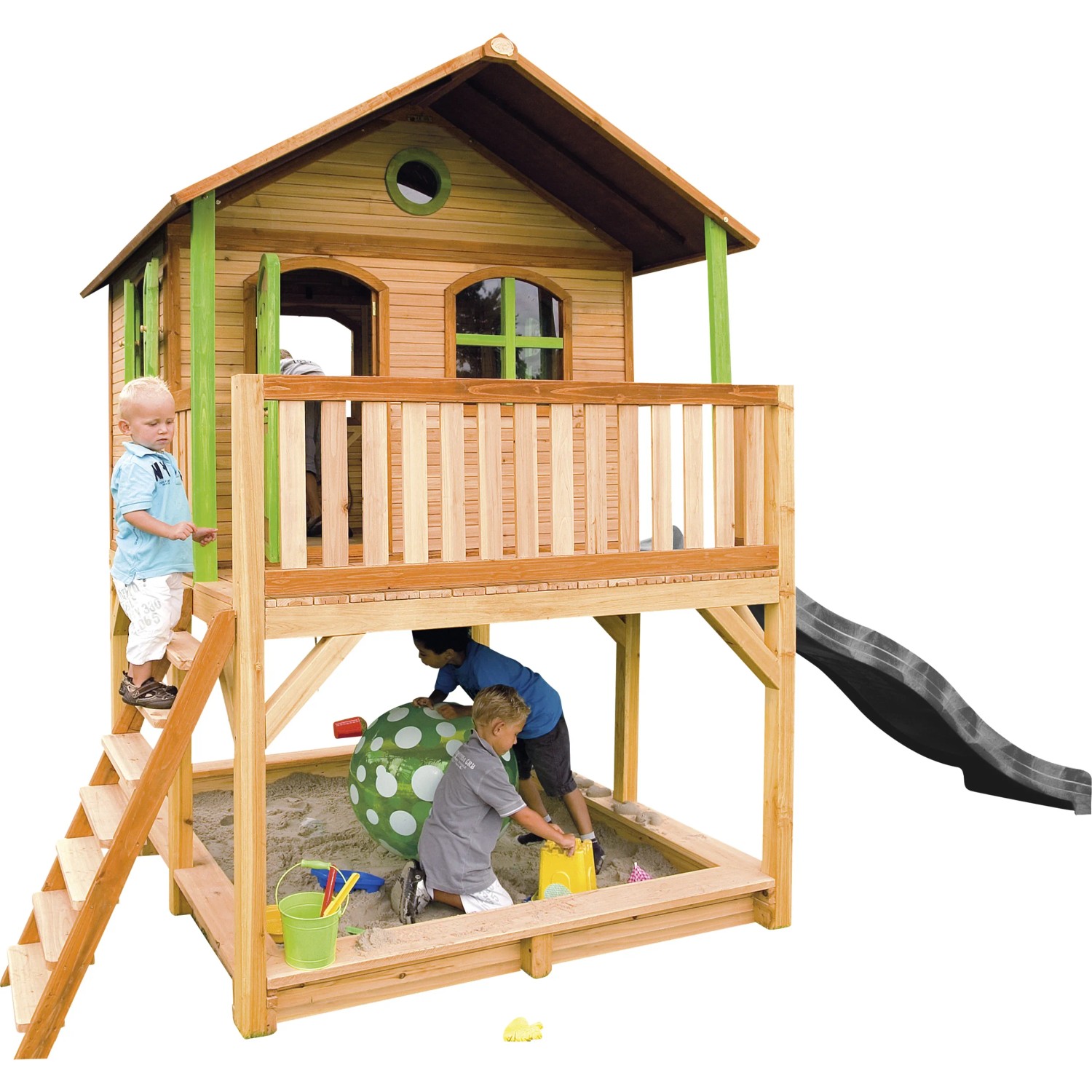 Axi Marc Spielhaus aus Holz mit Rutsche, Leiter und Sandkasten für Kinder.