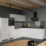 Moderne Held Winkelküche Gera, 300 cm, Weiß/Beton, ohne E-Geräte. Küchenzeile mit Hochglanzfronten und Arbeitsplatte.