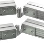Terrassen Unterkonstruktion aus Aluminiumprofil, verbunden mit Beschlägen.