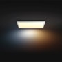 Weiße Philips Hue LED-Panelleuchte Aurelle, 60x60 cm, mit warmweißem Licht.