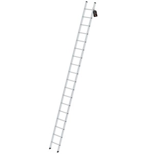 PROREGAL Anlegeleiter mit 18 Sprossen aus Aluminium, ideal für sicheres Arbeiten in der Höhe.