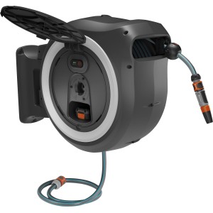 Gardena Akku-Wand-Schlauchbox PowerRoll XXL mit 40m Gartenschlauch und Wandhalterung.