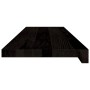 Dunkelbraune Treppenstufe aus Eichenholz, 90x30 cm. Stufenmatte für Treppen.