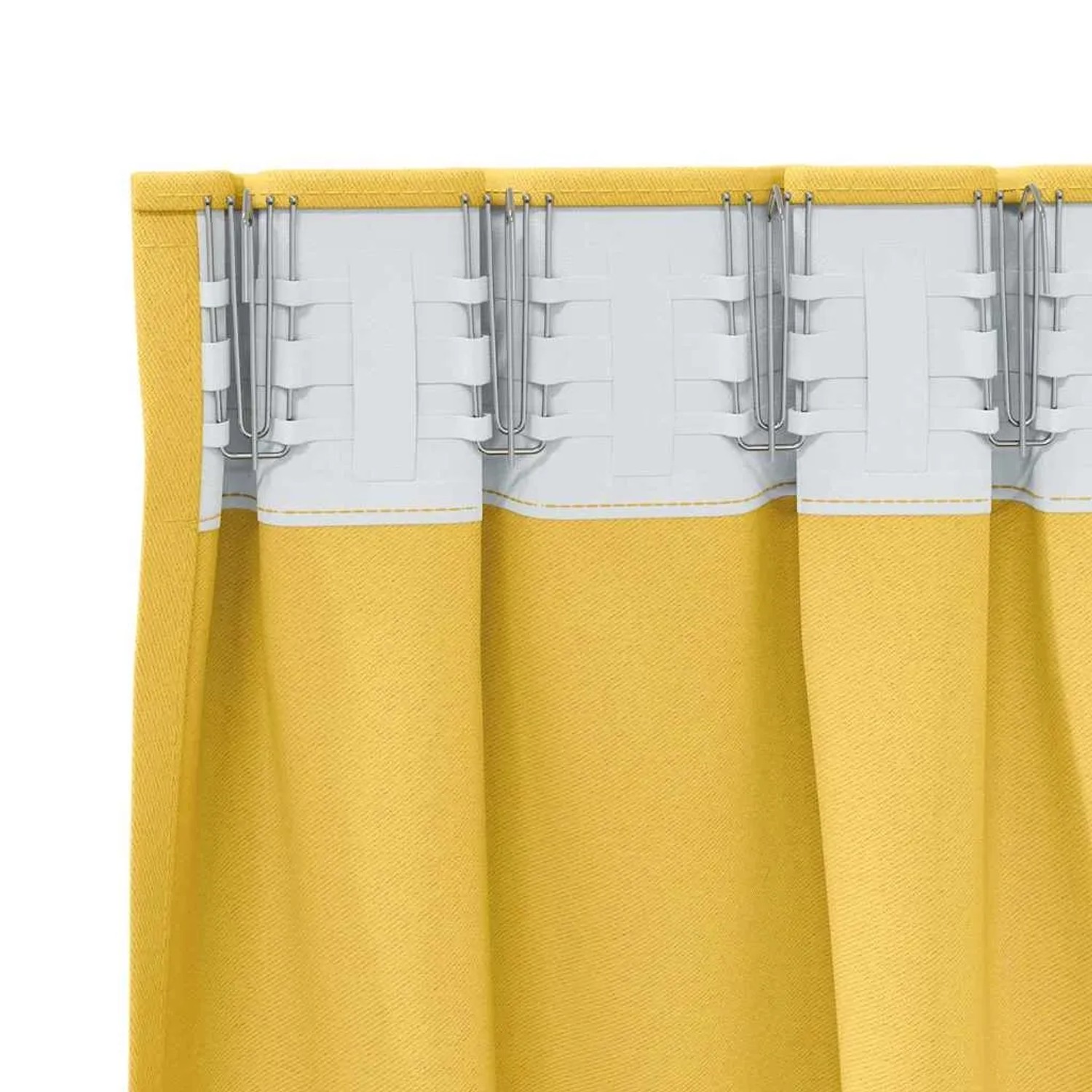 Senfgelber Polyester-Verdunkelungsvorhang mit sichtbarer Aufhängung und Faltenwurf. Ideal für Fenstervorhänge.