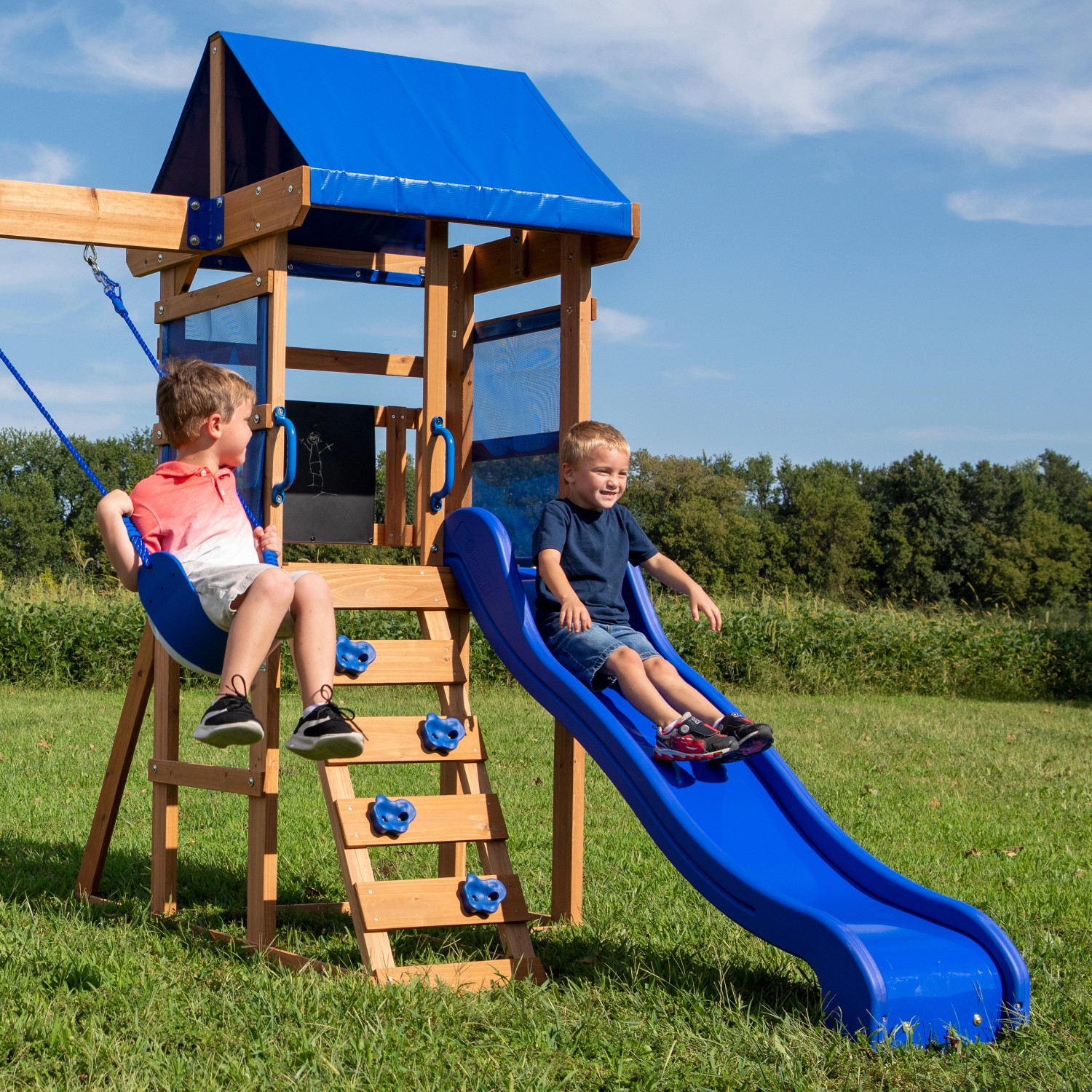 Backyard Discovery Aurora Spielturm m. Schaukeln und Rutsche kaufen bei OBI