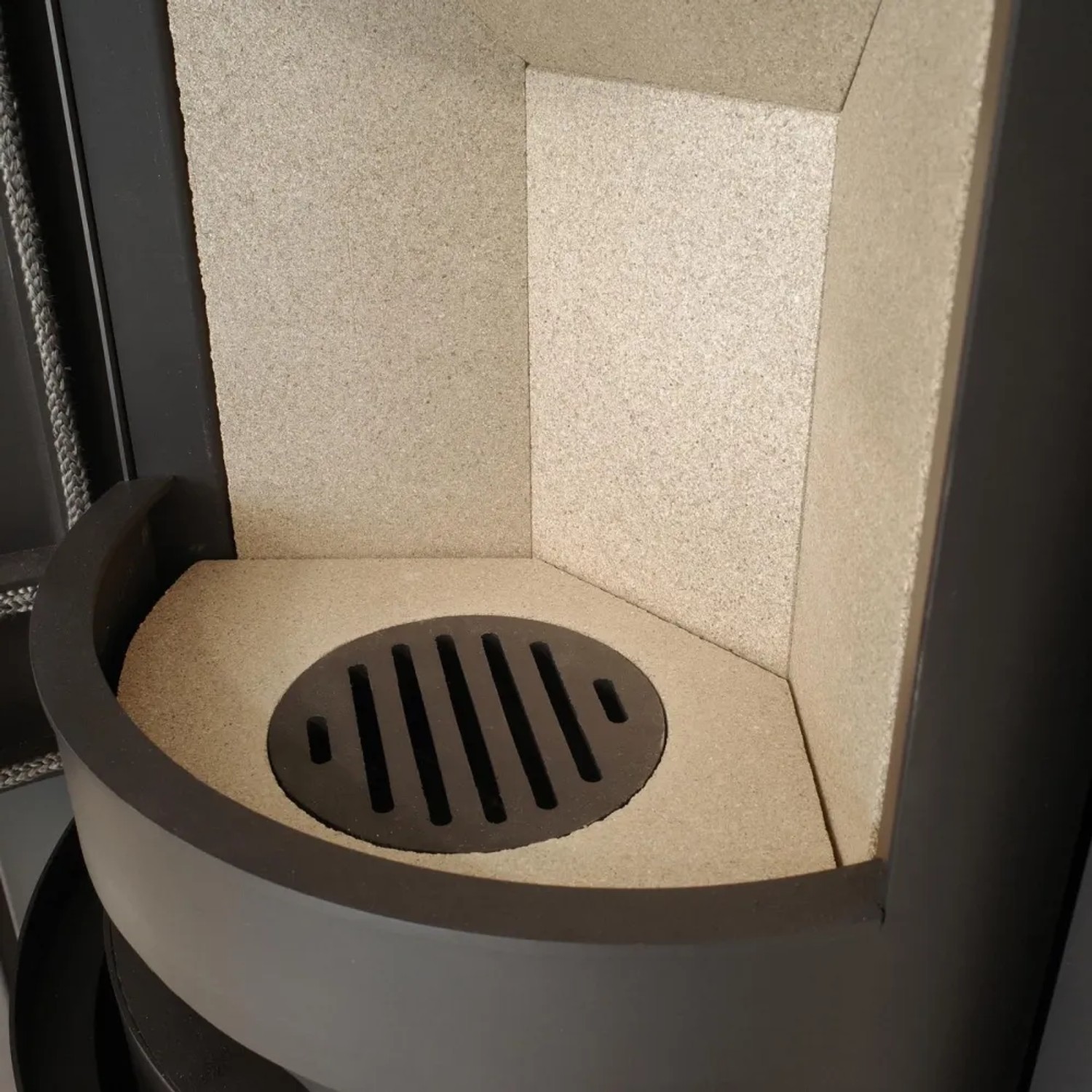 H&M Citro 2.0 XL Kaminofen - Moderner Ovalofen 6kW In Creme Weiß