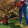Einhell Akku-Rasentrimmer GE-CT 18/28 Li-Solo im Einsatz beim Trimmen von Rasenkanten.