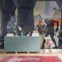 Komar Vlies Fototapete Star Wars Mos Eisley Streets, 500x250cm, mit Stormtrooper und weiteren Charakteren.