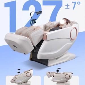 Weißer 360Home Massagesessel in Zero Gravity Position mit Person, Tablet-Halterung und 127° Neigung. Ganzkörpermassage.