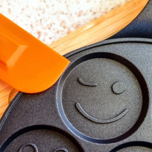 Relaxdays Pancake Pfanne Aluminium Schwarz Antihaftbeschichtet 46 x 26,5 x 6 cm