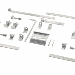 Beschläge für Doppeltor Vinesse Nadelholz, silberfarben, verschiedene Größen und Formen.