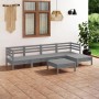 Graues 6-tlg. Garten-Lounge-Set aus Kiefernholz, bestehend aus Sofas, Hockern und Tisch.