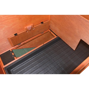 Detailaufnahme: Trixie Kleintierstall Natura mit herausziehbarer Wanne für leichte Reinigung.