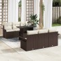 Braunes 7-teiliges Garten-Sofa-Set aus Poly Rattan mit Tisch und Kissen.