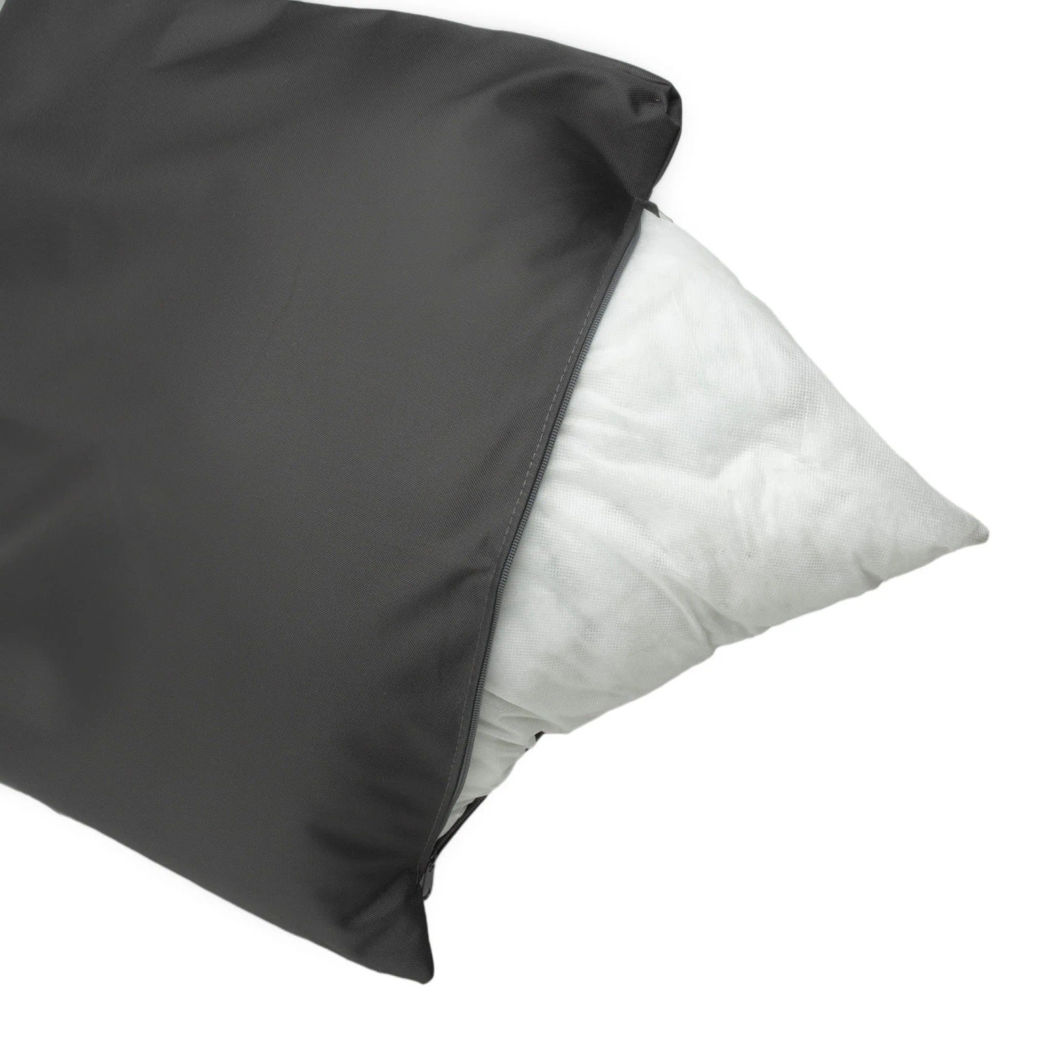 Anthrazitfarbenes Gartenloungekissen aus Technorattan, Teil eines Kissensets für Sofa und Sessel.