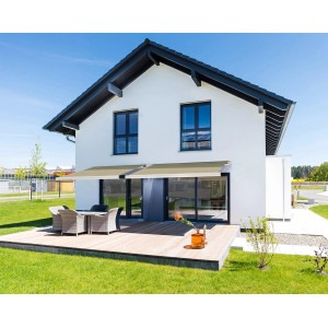 Home Deluxe Vollkassettenmarkise Elos, 350x250 cm, sandfarben, am Haus montiert.