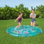 Bestway Wassermatte Underwater Ø 165 cm mit Kind im Garten. Planschbecken mit Meeresdesign für Wasserspaß.