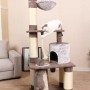Brauner Heim Kratzbaum Schottland III mit zwei Katzen, Höhle, Hängematte und Spielzeug.