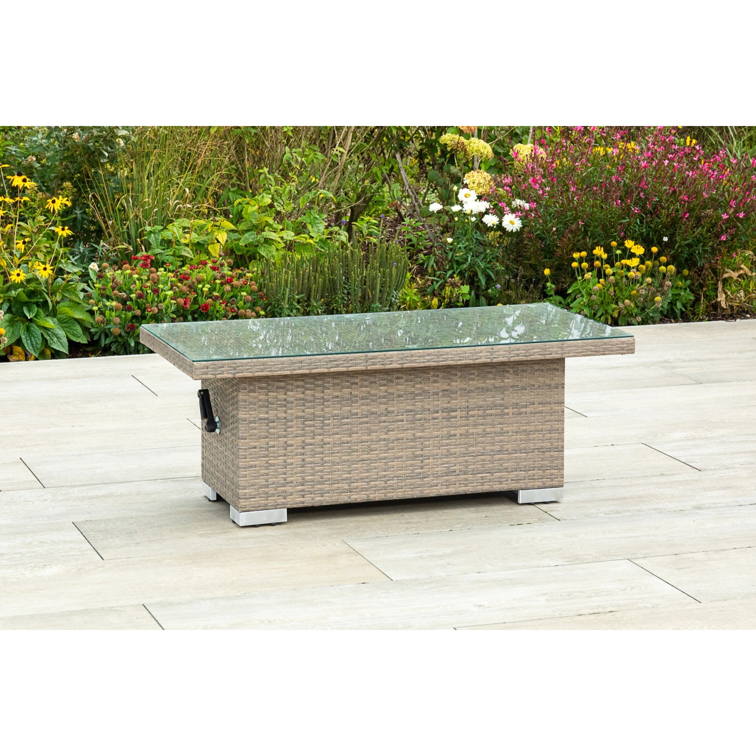 Merxx Bellante Gartentisch, 120x60 cm, aus Stahl und Kunststoffgeflecht mit Glasplatte. Höhenverstellbar.