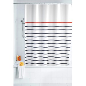 Wenko Duschvorhang Marine White, weiß-blau gestreift, 200x180 cm, im Badezimmer.