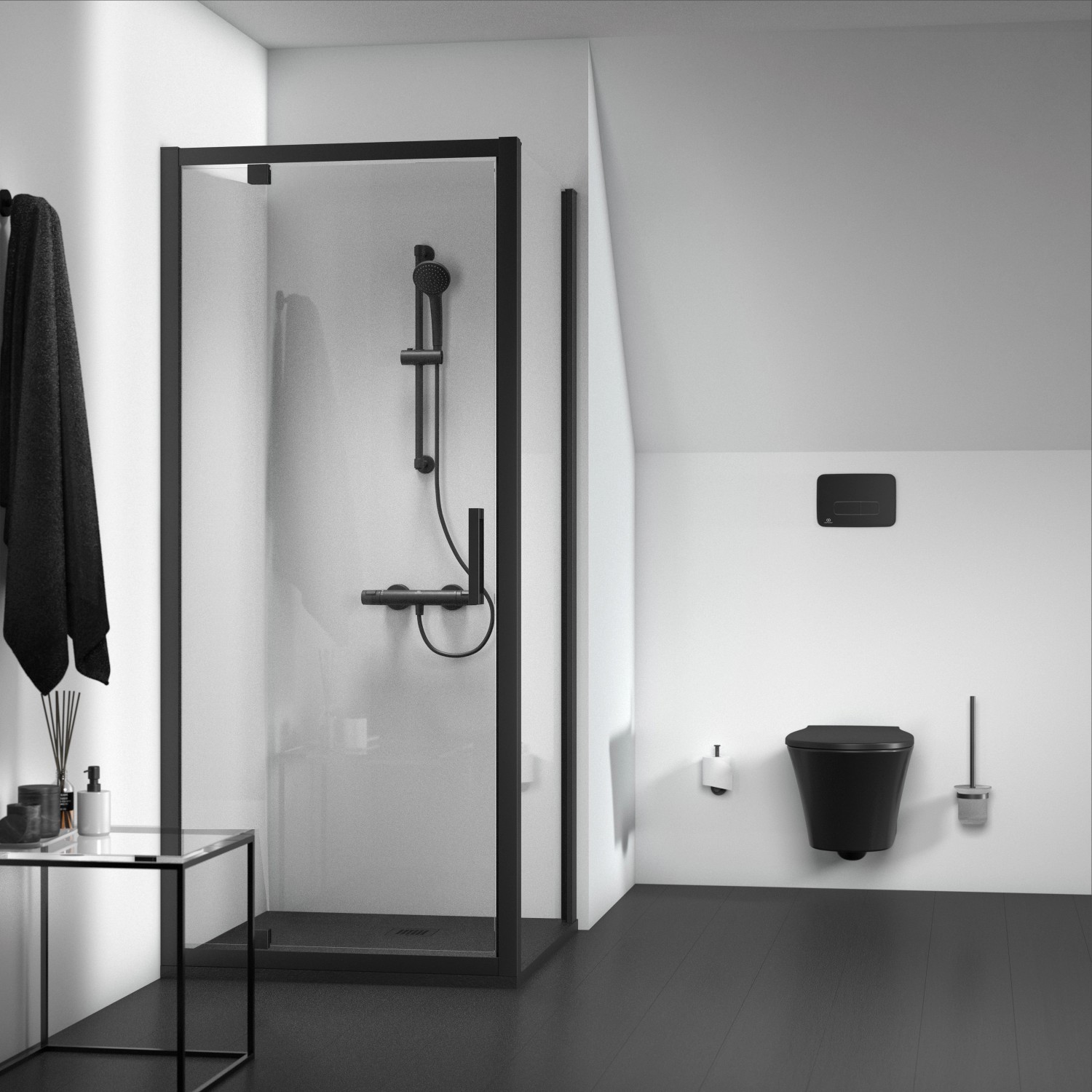 Schwarzes Ideal Standard Wand-WC Connect Air mit AquaBlade Technologie in modernem Badezimmer.