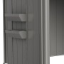 Biohort FloraBoard in Quarzgrau-Metallic am Gerätehaus Neo. Zwei Blumenkästen zur Bepflanzung.