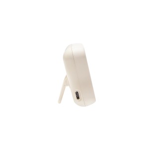 Shelly Temperatursensor Plus H&T G3 in Hellbeige, Seitenansicht mit USB-C Anschluss und Standfuß.