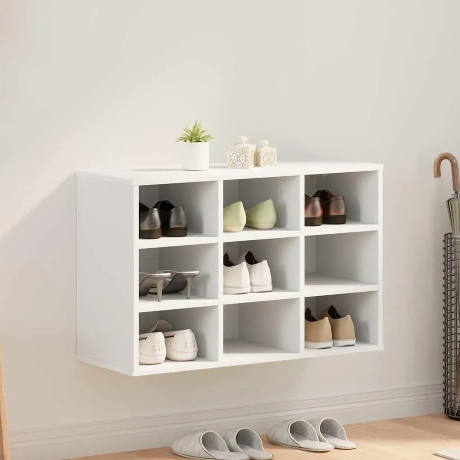 Weißer vidaXL Schuhschrank mit 9 offenen Fächern aus Holzwerkstoff, an der Wand montiert, ideal für Flur und Schuhaufbewahrung.