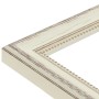 Detailansicht: Creme-farbener Bilderrahmen aus Massivholz im Landhausstil, 20x20 cm.