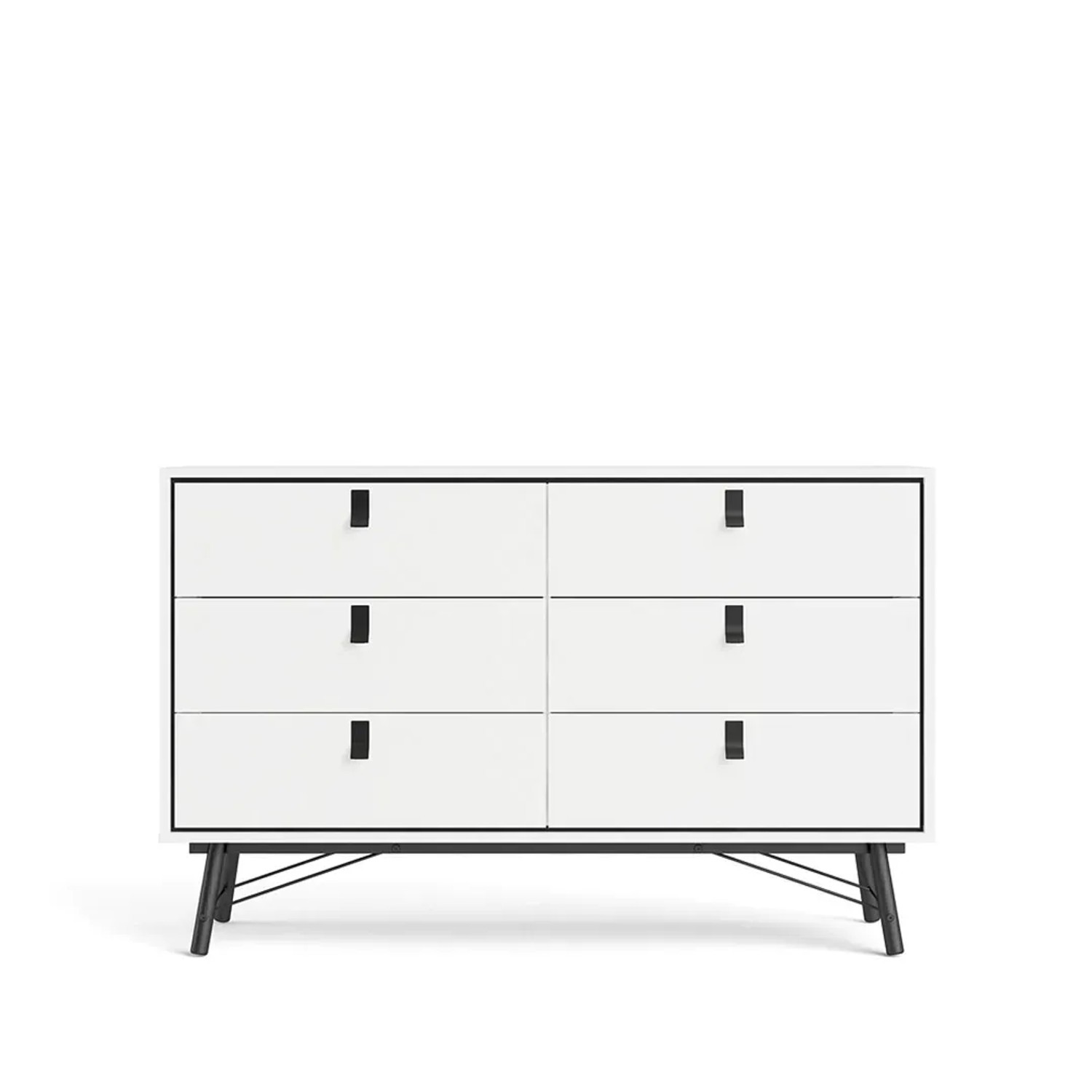 Breite, matte Kommode „Rye“ in Weiß mit 6 Schubladen und schwarzen Griffen.