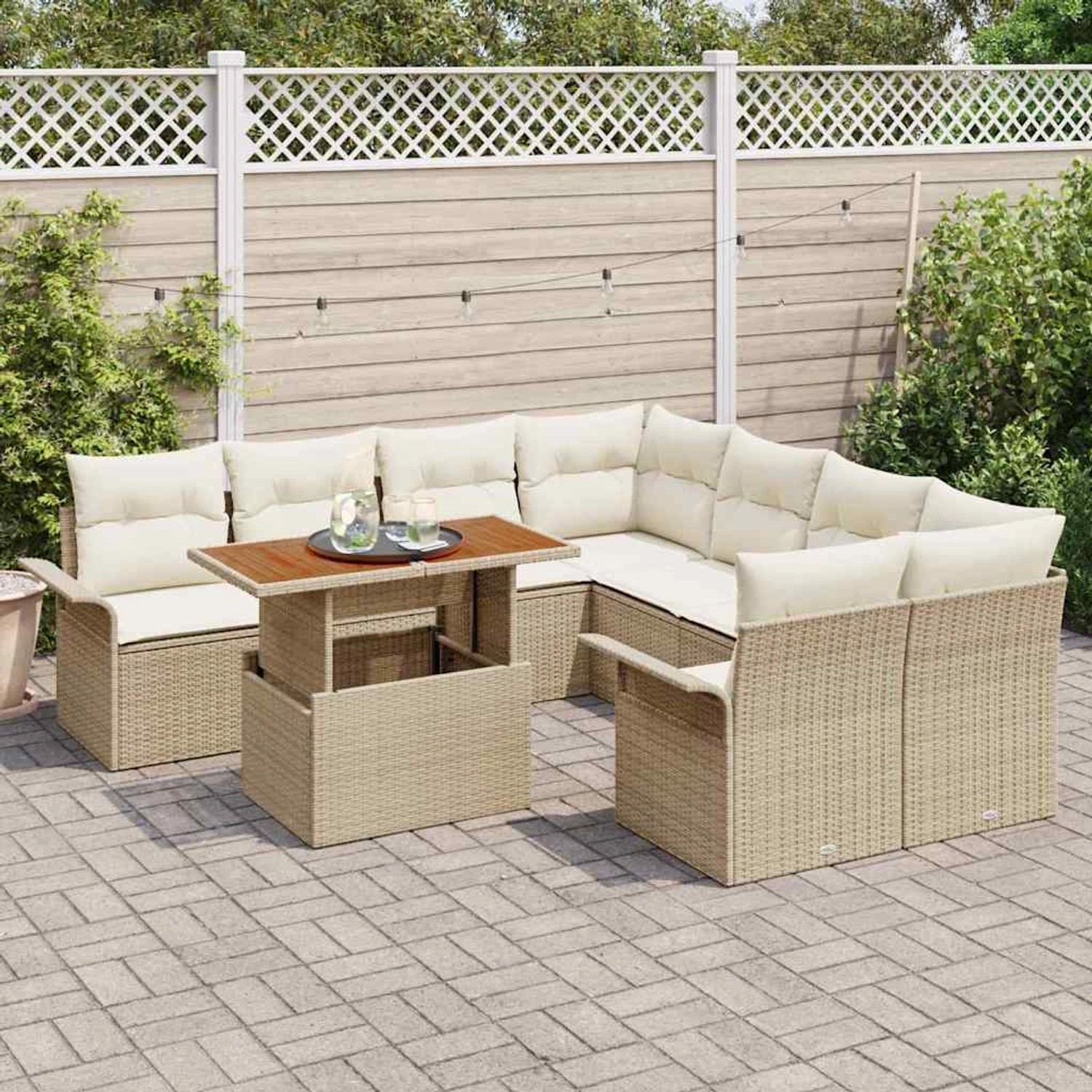 Beiges 9-teiliges vidaXL Garten-Sofa-Set aus Poly Rattan mit Tisch und Stauraum.