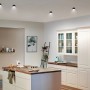 LED Einbaustrahler Set, 3-flammig, schwarz matt/Eisen, in moderner Küche.