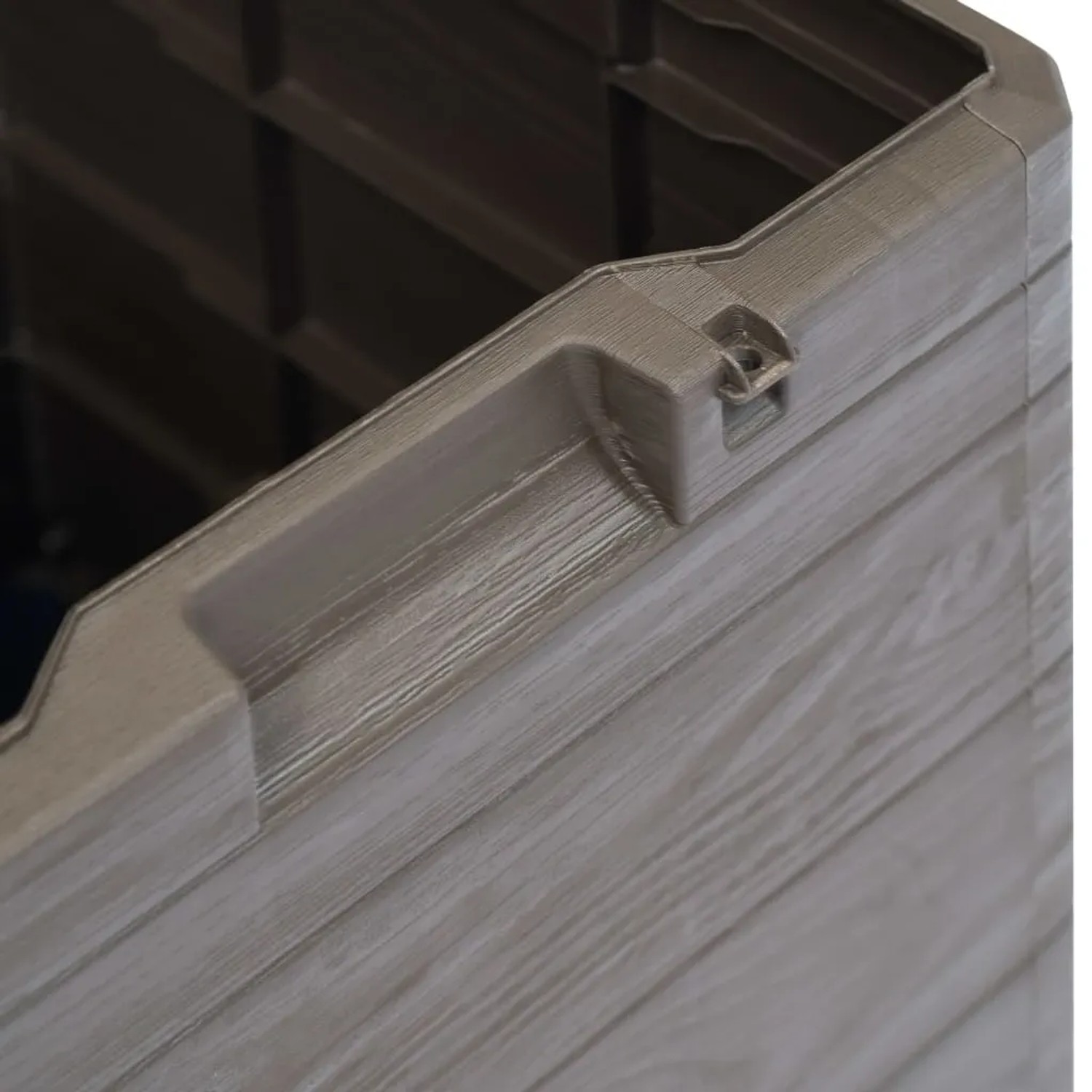 Detailaufnahme: Braune VidaXL Garten-Aufbewahrungsbox (90 L) mit Holzoptik.