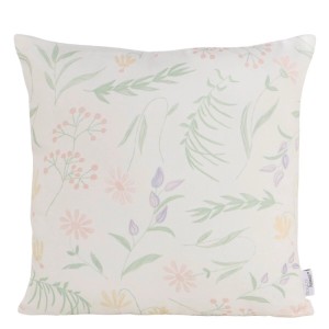 Quadratisches Boltze Dekokissen Blossom mit floralem Muster in Pastellfarben.