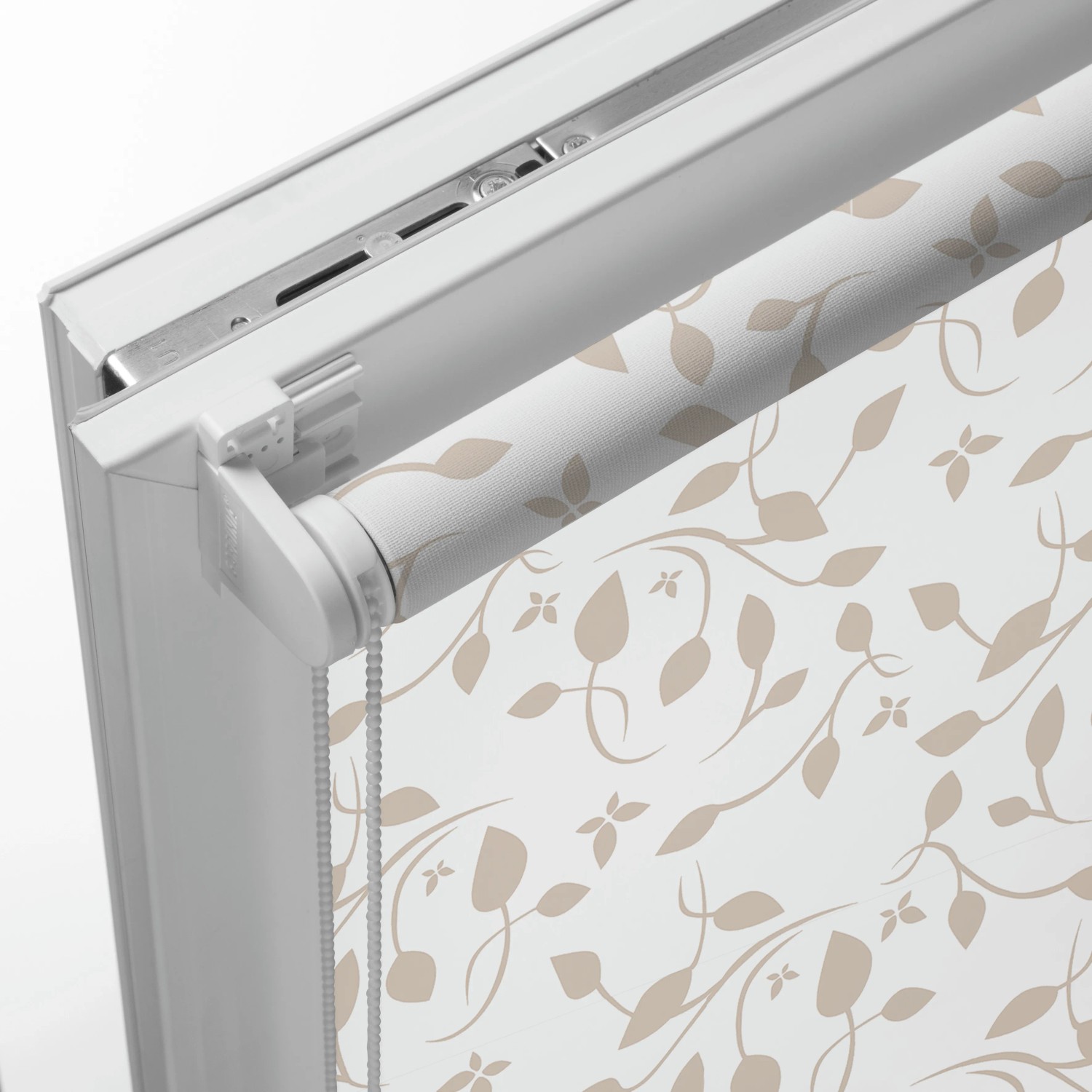 Gardinia Rollo EasyFix Scandinavian, 120x150 cm, weiß-natur mit Blätter-Muster.