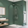 Breuer Walk-In Duschwand Entra, Silber matt, Klarglas, 140 cm im Badezimmer mit grünen Wänden.
