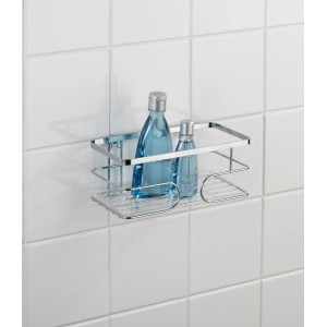 Wenko Wandablage Premium, 24 cm, Edelstahl glänzend, mit zwei blauen Flaschen auf weißen Fliesen.