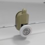 Detailaufnahme: Rolle der Schulte Sunny Eckdusche mit Schiebetüren in Goldoptik.