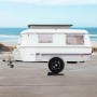 TRUTZHOLM Auffahrkeile unter Wohnmobilreifen am Strand, 2er Set mit Tasche.